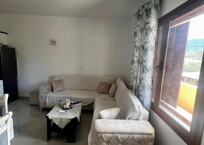 Villa K Bougainville Albania