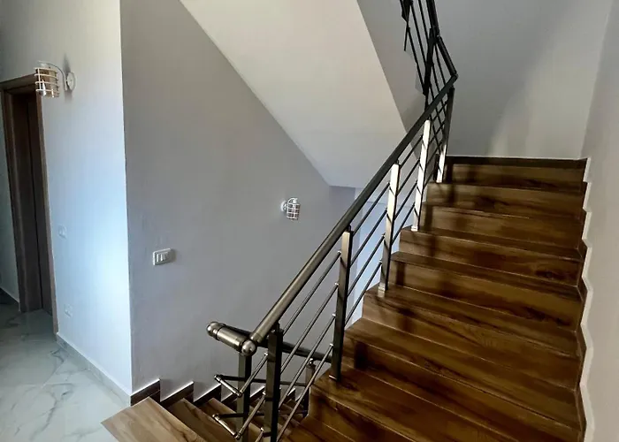 K Bougainville Albania * Orikum