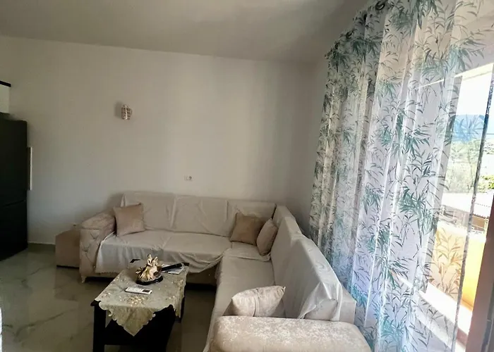 Villa K Bougainville Albania *