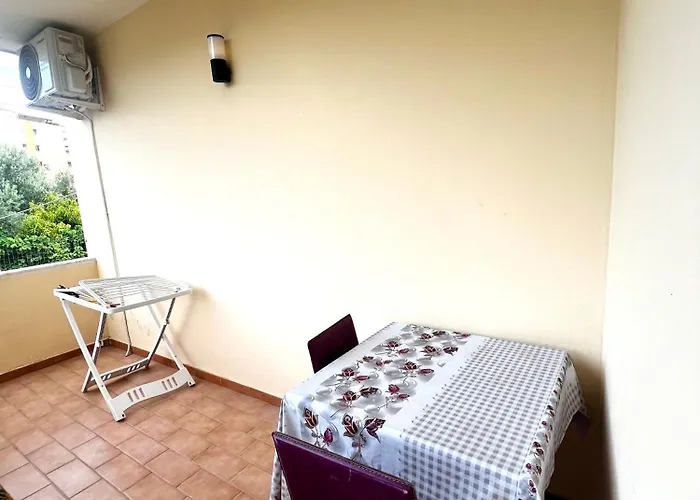 K Bougainville Albania